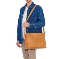 Brolio Men's messenger in vintage leather color natural