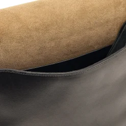Consuelo Women's crossbody bag in leather color black