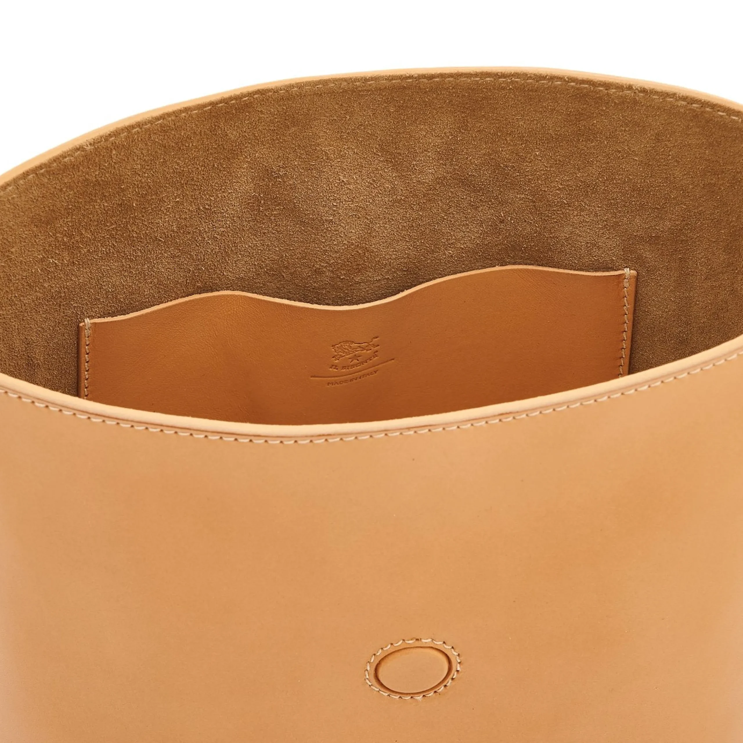 Consuelo Women's bucket bag in leather color natural