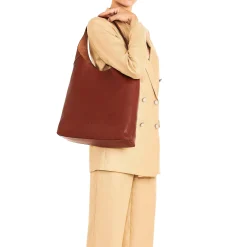 Le laudi Women's shoulder bag in vintage leather color sepia