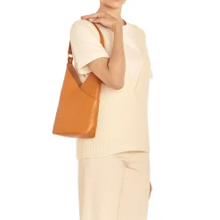 Malibu Women's shoulder bag in leather color caramel
