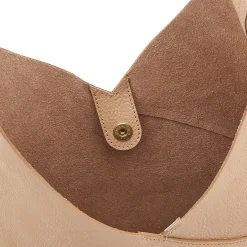 Malibu Women's shoulder bag in leather color caffelatte