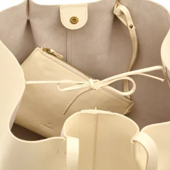 Nina Women's tote bag in leather color milk