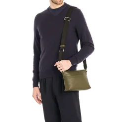 Oriuolo Men's crossbody bag in vintage leather color forest