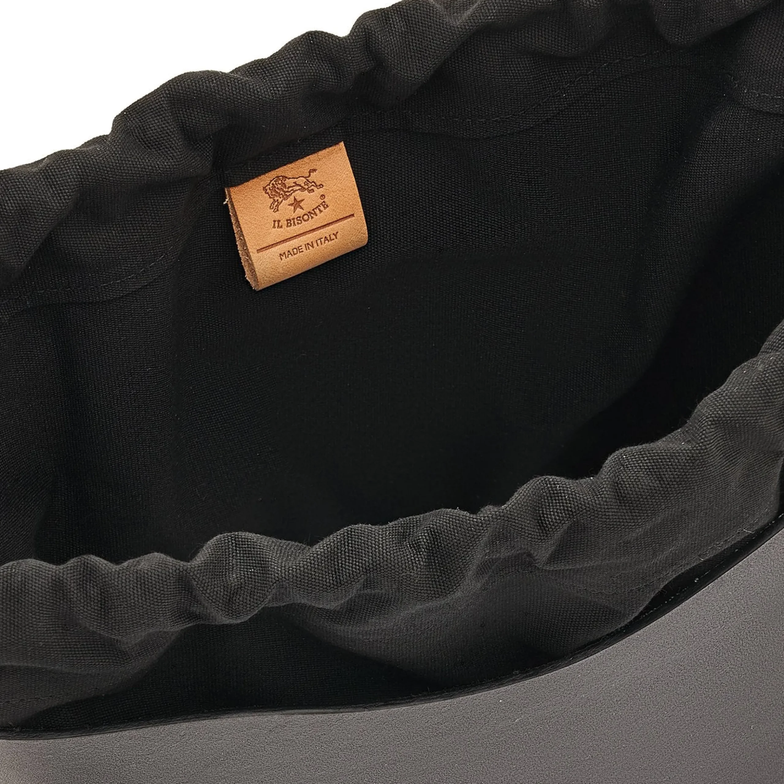 Roseto Women's bucket bag in leather color black
