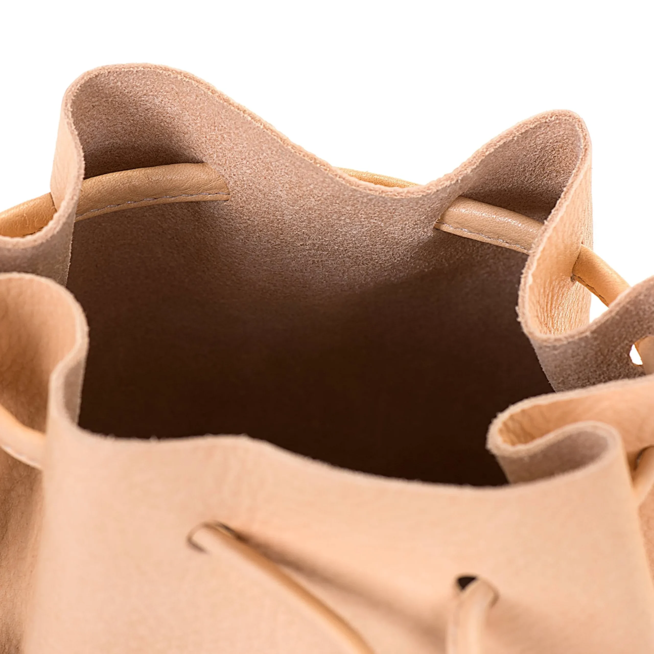 Silvia Women's bucket bag in leather color natural