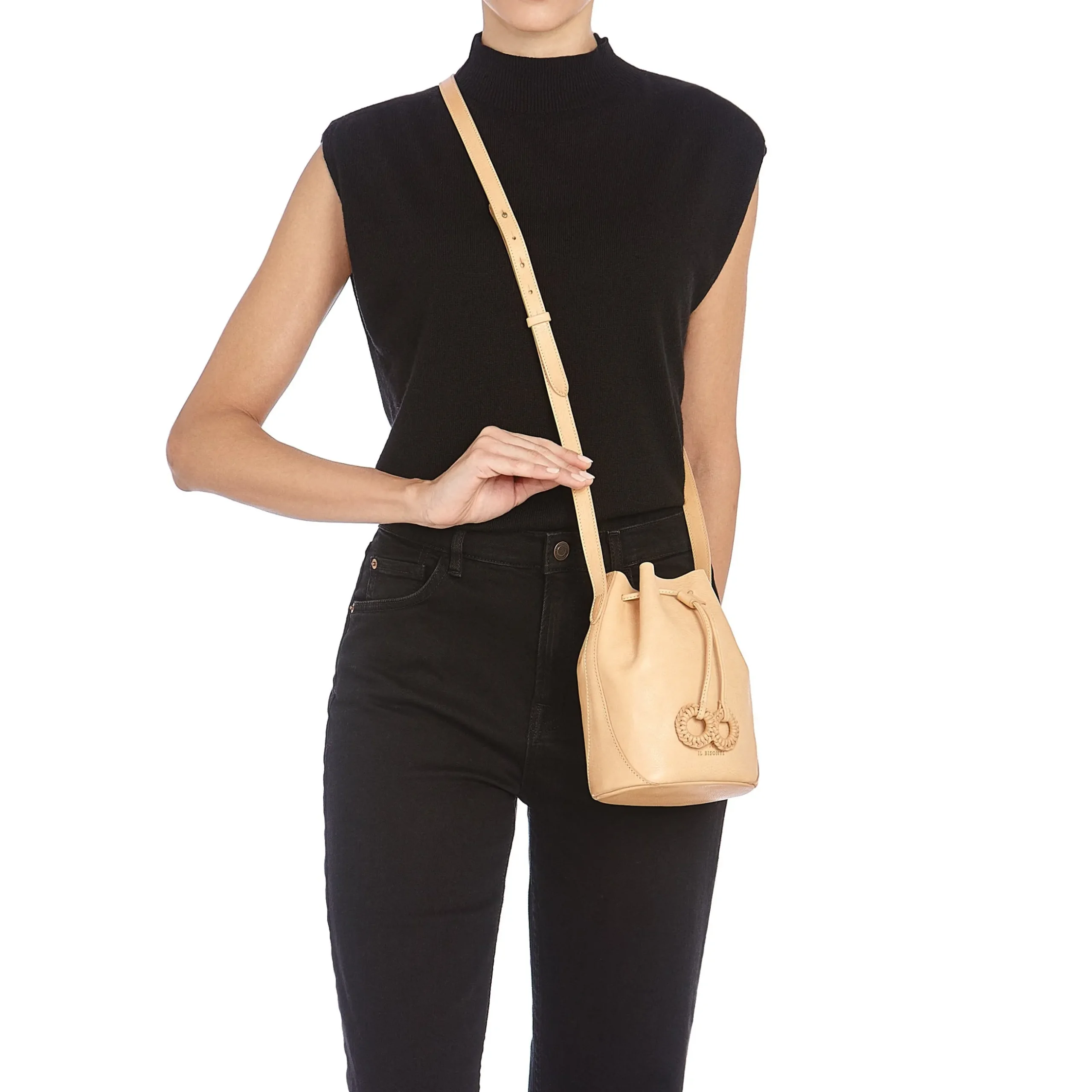 Tessa Women's bucket bag in leather color natural