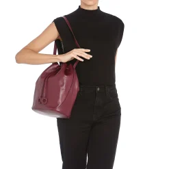 Tessa Women's bucket bag in leather color black cherry