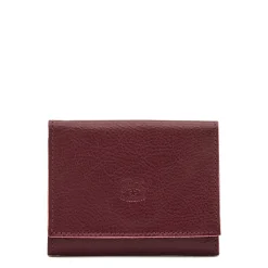 Wallet in leather color black cherry